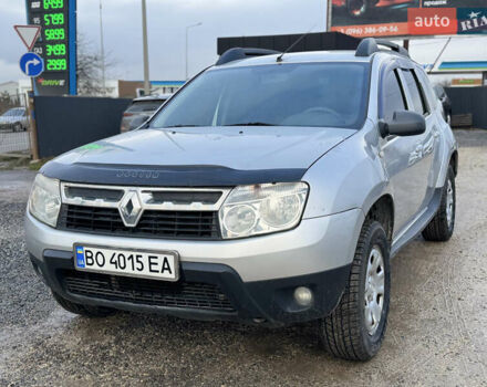 Серый Рено Дастер, объемом двигателя 1.6 л и пробегом 103 тыс. км за 9700 $, фото 2 на Automoto.ua