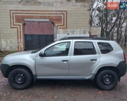 Серый Рено Дастер, объемом двигателя 1.46 л и пробегом 237 тыс. км за 9999 $, фото 4 на Automoto.ua