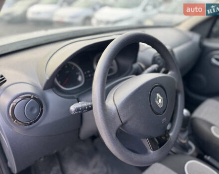 Серый Рено Дастер, объемом двигателя 1.6 л и пробегом 103 тыс. км за 9700 $, фото 35 на Automoto.ua