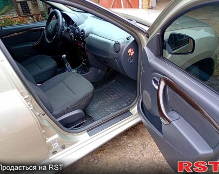 Сірий Рено Дастер, об'ємом двигуна 1.6 л та пробігом 165 тис. км за 8700 $, фото 10 на Automoto.ua