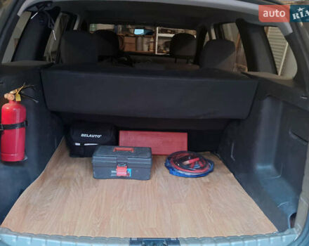 Серый Рено Дастер, объемом двигателя 1.6 л и пробегом 65 тыс. км за 10000 $, фото 5 на Automoto.ua