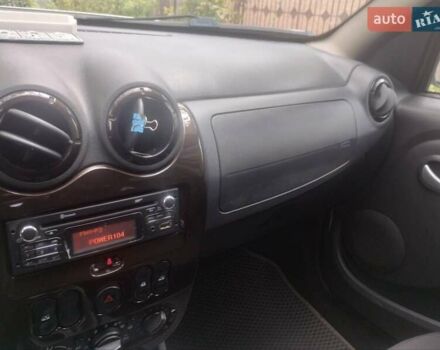 Серый Рено Дастер, объемом двигателя 1.6 л и пробегом 150 тыс. км за 9500 $, фото 7 на Automoto.ua