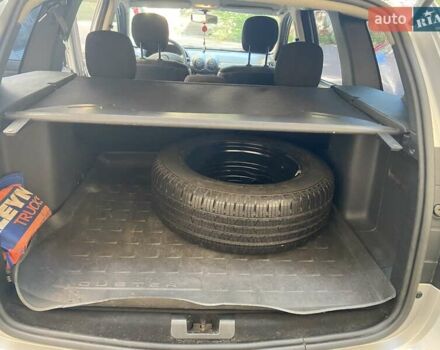 Серый Рено Дастер, объемом двигателя 1.6 л и пробегом 135 тыс. км за 8900 $, фото 10 на Automoto.ua