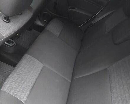 Серый Рено Дастер, объемом двигателя 1.46 л и пробегом 237 тыс. км за 9999 $, фото 6 на Automoto.ua