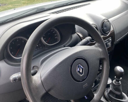 Сірий Рено Дастер, об'ємом двигуна 1.45 л та пробігом 132 тис. км за 9950 $, фото 8 на Automoto.ua