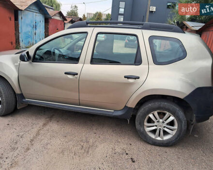 Серый Рено Дастер, объемом двигателя 1.6 л и пробегом 65 тыс. км за 10000 $, фото 1 на Automoto.ua