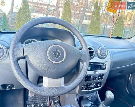 Сірий Рено Дастер, об'ємом двигуна 1.6 л та пробігом 105 тис. км за 8200 $, фото 7 на Automoto.ua