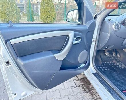 Сірий Рено Дастер, об'ємом двигуна 1.6 л та пробігом 105 тис. км за 8200 $, фото 12 на Automoto.ua