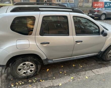 Серый Рено Дастер, объемом двигателя 1.6 л и пробегом 159 тыс. км за 8300 $, фото 2 на Automoto.ua