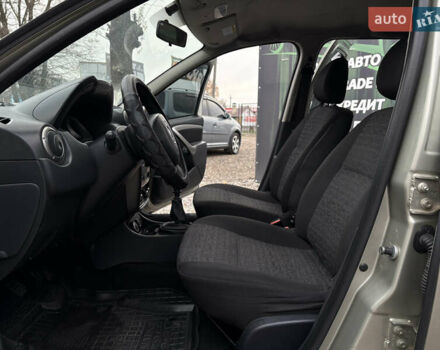 Сірий Рено Дастер, об'ємом двигуна 1.45 л та пробігом 297 тис. км за 8800 $, фото 8 на Automoto.ua