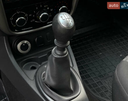 Сірий Рено Дастер, об'ємом двигуна 1.45 л та пробігом 297 тис. км за 8800 $, фото 21 на Automoto.ua