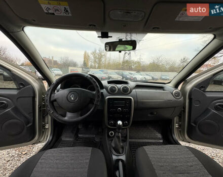 Сірий Рено Дастер, об'ємом двигуна 1.45 л та пробігом 297 тис. км за 8800 $, фото 13 на Automoto.ua