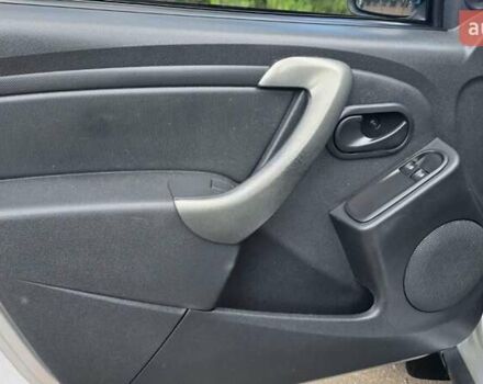 Серый Рено Дастер, объемом двигателя 1.46 л и пробегом 170 тыс. км за 9600 $, фото 23 на Automoto.ua