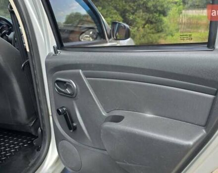Серый Рено Дастер, объемом двигателя 1.46 л и пробегом 170 тыс. км за 9600 $, фото 41 на Automoto.ua