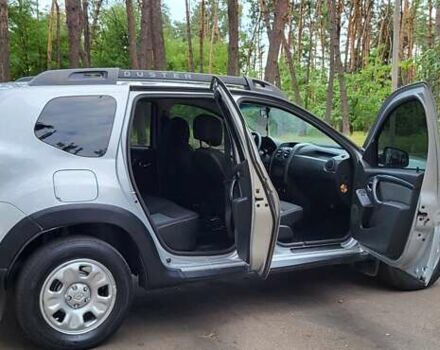 Сірий Рено Дастер, об'ємом двигуна 1.46 л та пробігом 147 тис. км за 10950 $, фото 12 на Automoto.ua