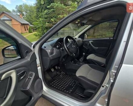 Серый Рено Дастер, объемом двигателя 1.46 л и пробегом 170 тыс. км за 9600 $, фото 22 на Automoto.ua