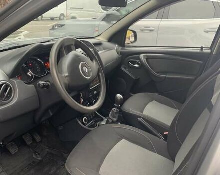 Серый Рено Дастер, объемом двигателя 1.46 л и пробегом 295 тыс. км за 9800 $, фото 4 на Automoto.ua