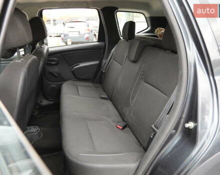 Серый Рено Дастер, объемом двигателя 1.46 л и пробегом 136 тыс. км за 12000 $, фото 7 на Automoto.ua