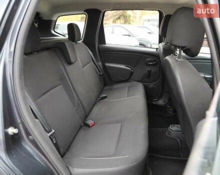 Серый Рено Дастер, объемом двигателя 1.46 л и пробегом 136 тыс. км за 12000 $, фото 8 на Automoto.ua