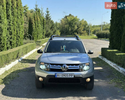 Серый Рено Дастер, объемом двигателя 1.6 л и пробегом 140 тыс. км за 11000 $, фото 6 на Automoto.ua