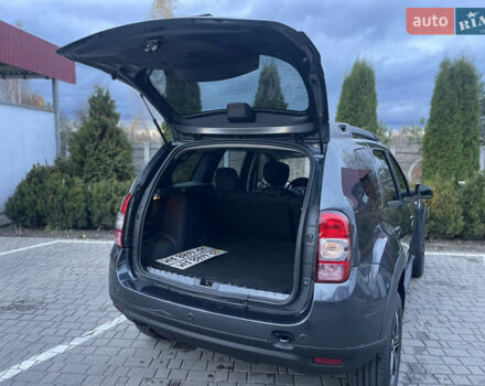 Рено Дастер 2016 в Сарнах на Automoto.ua Серый Рено Дастер, объемом двигателя 1.46 л и пробегом 255 тыс. км за 10300 $, фото 47 на Automoto.ua