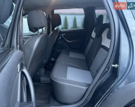 Рено Дастер 2016 в Сарнах на Automoto.ua Серый Рено Дастер, объемом двигателя 1.46 л и пробегом 255 тыс. км за 10300 $, фото 33 на Automoto.ua