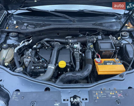 Рено Дастер 2016 в Сарнах на Automoto.ua Серый Рено Дастер, объемом двигателя 1.46 л и пробегом 255 тыс. км за 10300 $, фото 51 на Automoto.ua