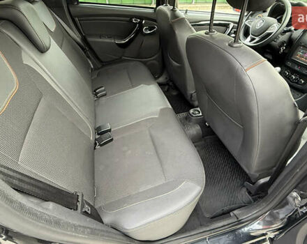 Серый Рено Дастер, объемом двигателя 1.6 л и пробегом 92 тыс. км за 11800 $, фото 44 на Automoto.ua