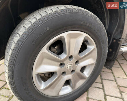 Серый Рено Дастер, объемом двигателя 1.46 л и пробегом 82 тыс. км за 13900 $, фото 10 на Automoto.ua