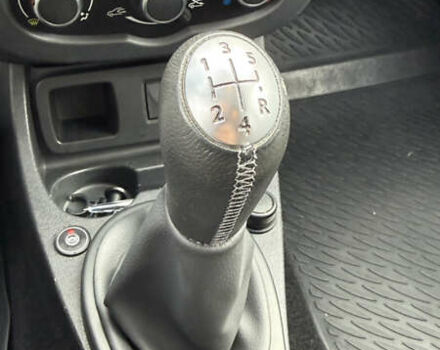 Серый Рено Дастер, объемом двигателя 1.6 л и пробегом 92 тыс. км за 11800 $, фото 32 на Automoto.ua