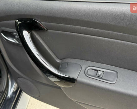 Серый Рено Дастер, объемом двигателя 1.6 л и пробегом 92 тыс. км за 11800 $, фото 41 на Automoto.ua