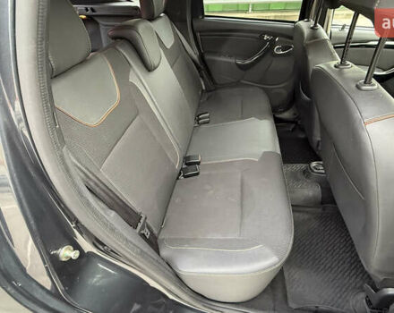 Серый Рено Дастер, объемом двигателя 1.6 л и пробегом 92 тыс. км за 11800 $, фото 43 на Automoto.ua