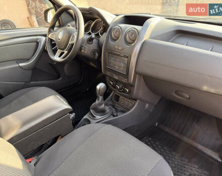 Серый Рено Дастер, объемом двигателя 1.46 л и пробегом 82 тыс. км за 13900 $, фото 26 на Automoto.ua