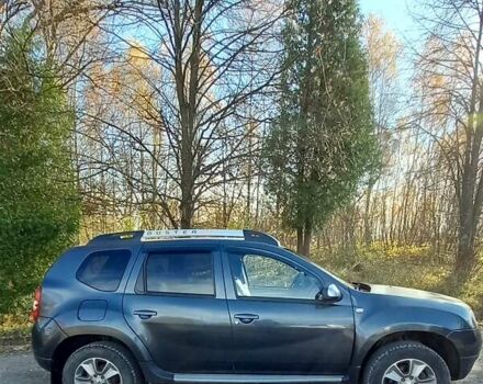 Серый Рено Дастер, объемом двигателя 1.46 л и пробегом 82 тыс. км за 12600 $, фото 2 на Automoto.ua