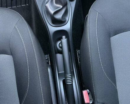 Сірий Рено Дастер, об'ємом двигуна 1.5 л та пробігом 83 тис. км за 13950 $, фото 62 на Automoto.ua