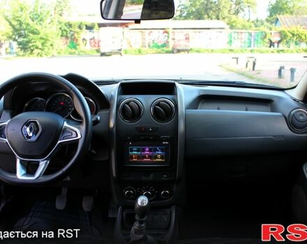 Серый Рено Дастер, объемом двигателя 1.5 л и пробегом 230 тыс. км за 9700 $, фото 7 на Automoto.ua