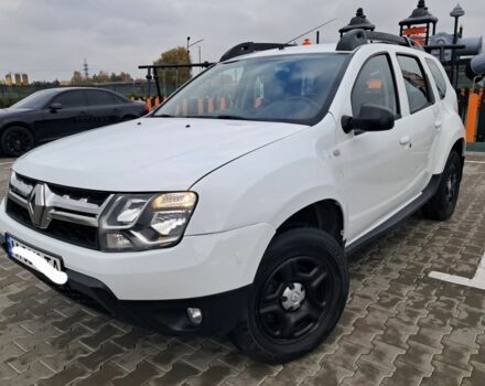 Серый Рено Дастер, объемом двигателя 0 л и пробегом 224 тыс. км за 7999 $, фото 2 на Automoto.ua