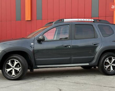 Серый Рено Дастер, объемом двигателя 1.6 л и пробегом 92 тыс. км за 11800 $, фото 4 на Automoto.ua