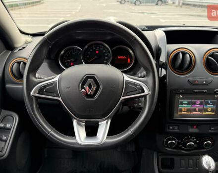 Серый Рено Дастер, объемом двигателя 1.6 л и пробегом 92 тыс. км за 11800 $, фото 53 на Automoto.ua