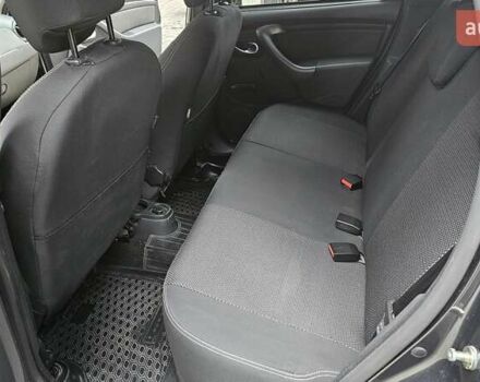Серый Рено Дастер, объемом двигателя 1.46 л и пробегом 82 тыс. км за 14000 $, фото 20 на Automoto.ua