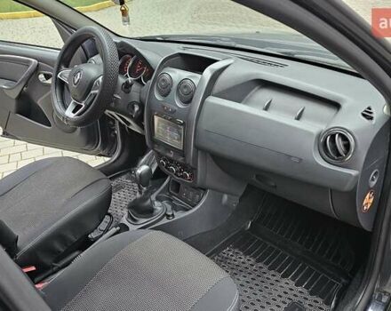 Серый Рено Дастер, объемом двигателя 1.46 л и пробегом 82 тыс. км за 14000 $, фото 11 на Automoto.ua