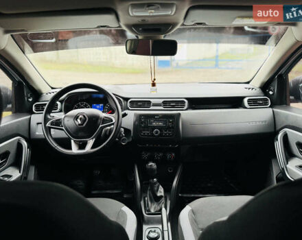 Сірий Рено Дастер, об'ємом двигуна 1.5 л та пробігом 57 тис. км за 18500 $, фото 6 на Automoto.ua