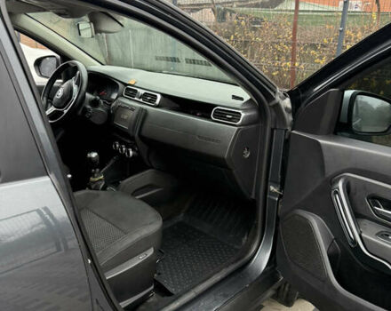 Серый Рено Дастер, объемом двигателя 1.46 л и пробегом 248 тыс. км за 13999 $, фото 44 на Automoto.ua