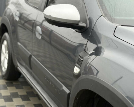 Серый Рено Дастер, объемом двигателя 1.46 л и пробегом 248 тыс. км за 13999 $, фото 19 на Automoto.ua