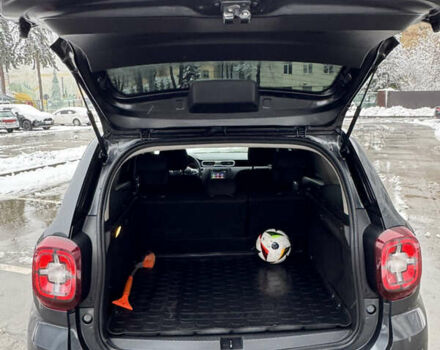 Серый Рено Дастер, объемом двигателя 1.5 л и пробегом 79 тыс. км за 15800 $, фото 20 на Automoto.ua