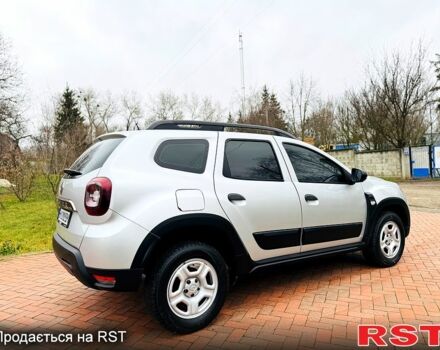 Сірий Рено Дастер, об'ємом двигуна 1.5 л та пробігом 57 тис. км за 18500 $, фото 4 на Automoto.ua