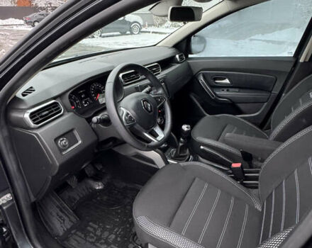 Серый Рено Дастер, объемом двигателя 1.5 л и пробегом 79 тыс. км за 15800 $, фото 9 на Automoto.ua