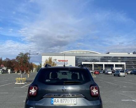 Серый Рено Дастер, объемом двигателя 1.5 л и пробегом 312 тыс. км за 13000 $, фото 4 на Automoto.ua