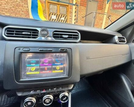 Серый Рено Дастер, объемом двигателя 1.5 л и пробегом 178 тыс. км за 15400 $, фото 11 на Automoto.ua