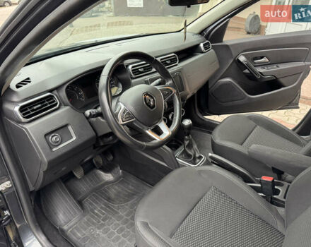 Серый Рено Дастер, объемом двигателя 1.5 л и пробегом 118 тыс. км за 15400 $, фото 18 на Automoto.ua